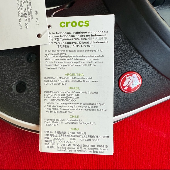 Crocs Crocband Classic Black Clogs. Men Size 9. Women Size 11 Brand New - Picture 13 of 13